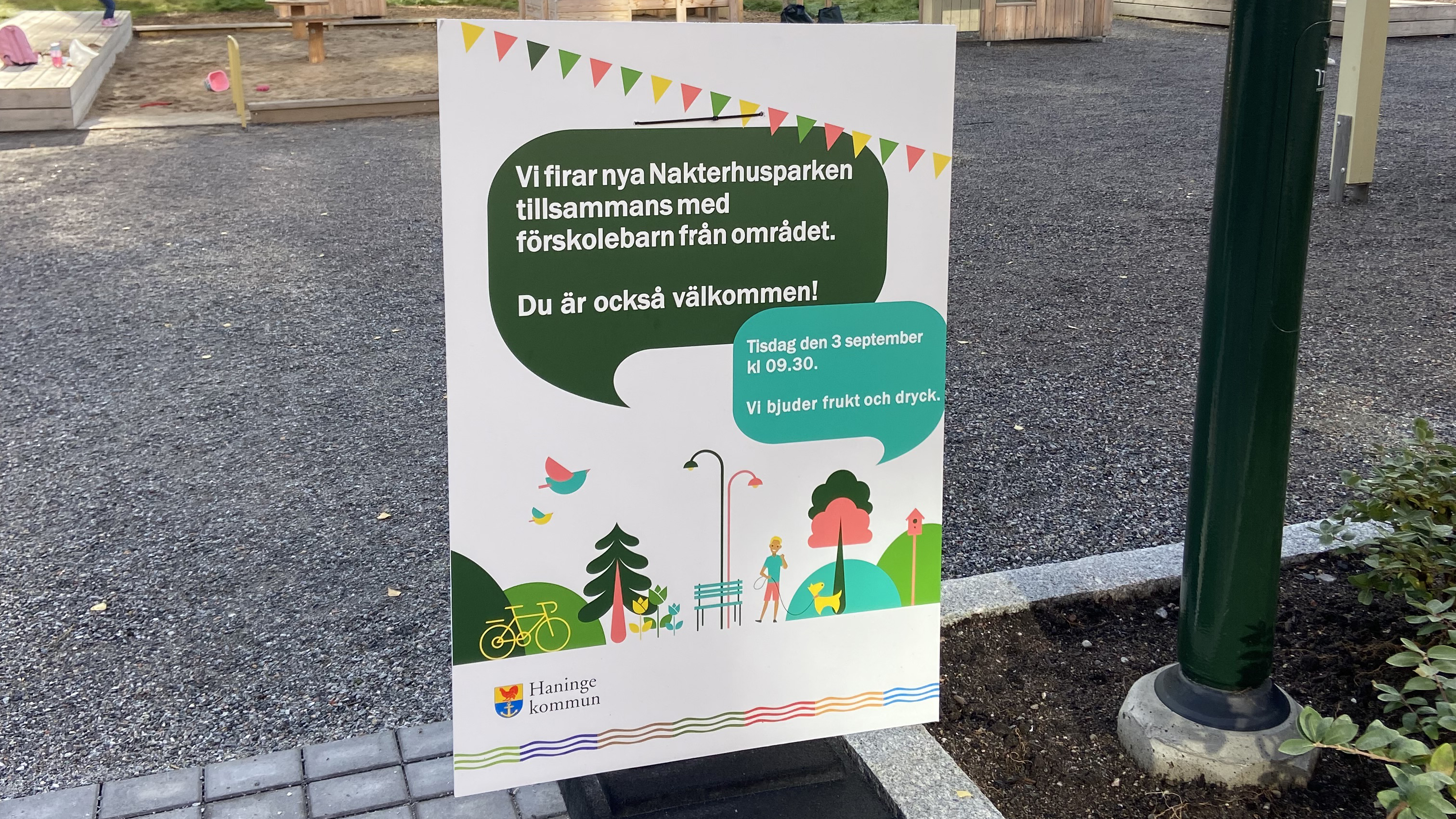 Skylt som berättar om invigningsfirandet