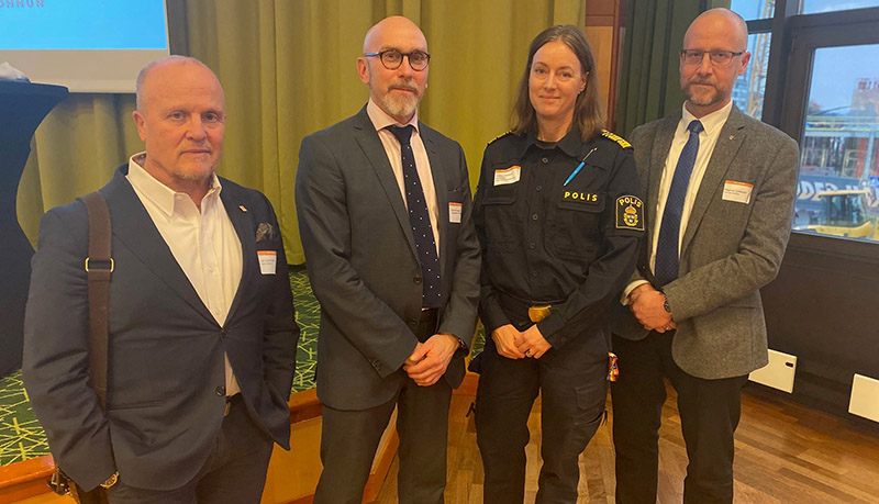 Från vänster: Jan Landström, säkerhetschef i Nacka kommun, Erik Von Essen, Länsstyrelsen Stockholm, Catrine Kimerius Wikström, polischef område syd och Magnus Gyllestad, kommundirektör i Haninge.
