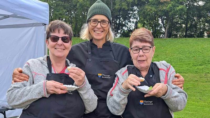 Gunilla Andersson, Catarina Heilborn och Pia Longum bjuder på lekfullt lagad mat. Gunilla Andersson, Catarina Heilbord och Pia Longum.Catarina Heilborn.