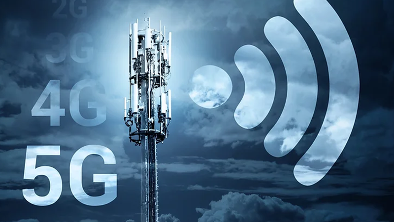 Mobiltelefonmast med text 5G
