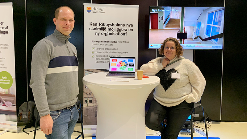 Jesper Samuelsson, rektor och Rebecca Ståhl, administrativ chef, Ribbyskolan.