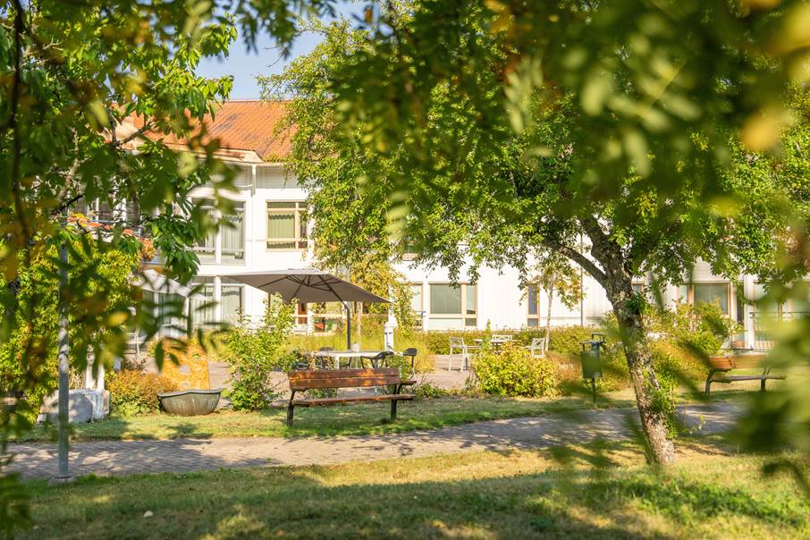 Uteplats Ros-Anders äldreboende.