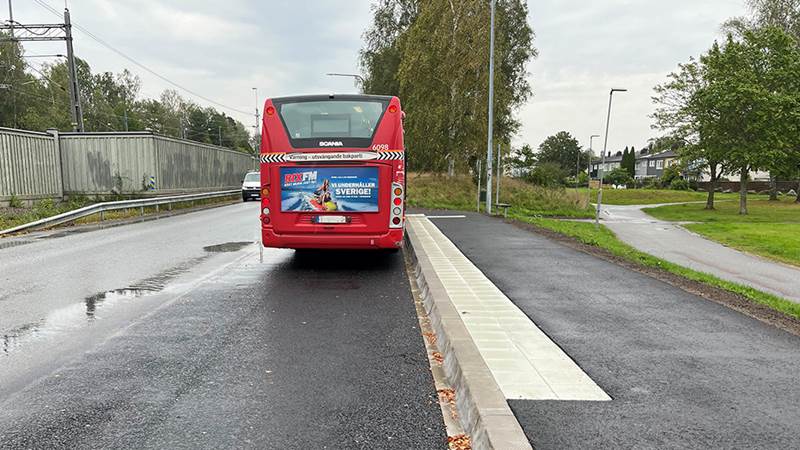 Buss på busshållsplats