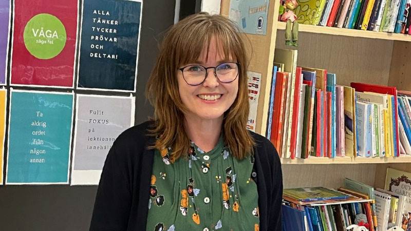Porträttbild på svenskläraren Jessica Mellgren från Vikingaskolan