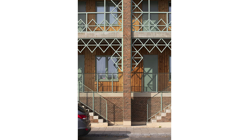 Detaljbild av fasade Brf Slänten i Vega