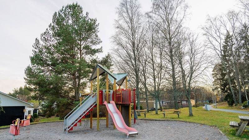 Rutschkana för barn upp till 12 år. Rutschkana  som passar barn upp till 12 år.