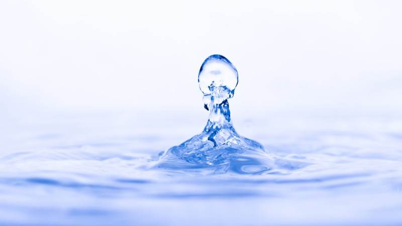 Vattendroppe Bild på vattendroppe