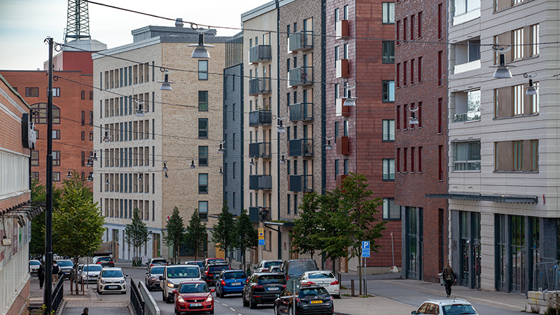 Gatuvy över Nynäsvägen 84-98 i Handen