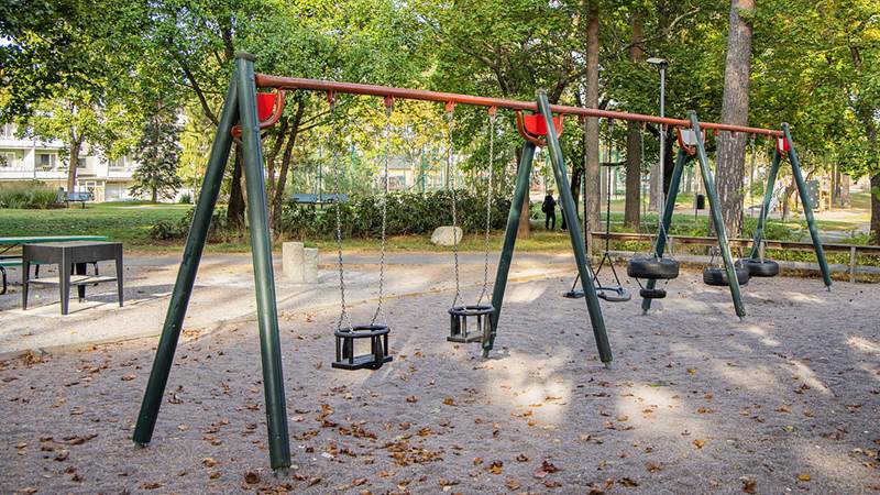 Brageparkens lekplats Gungställning med gungor