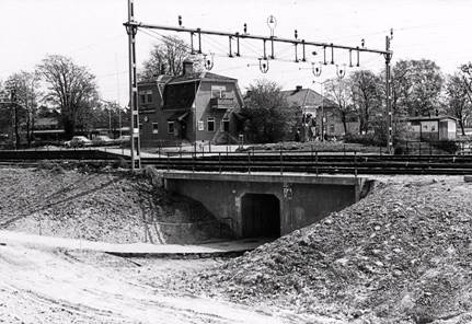 Det gamla stationshuset i Västerhaninge revs 1974 Det gamla stationshuset i Västerhaninge revs 1974