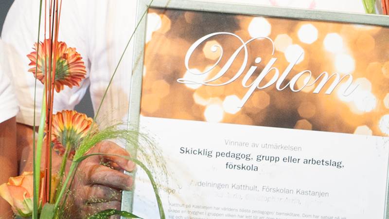 Blommor och diplom