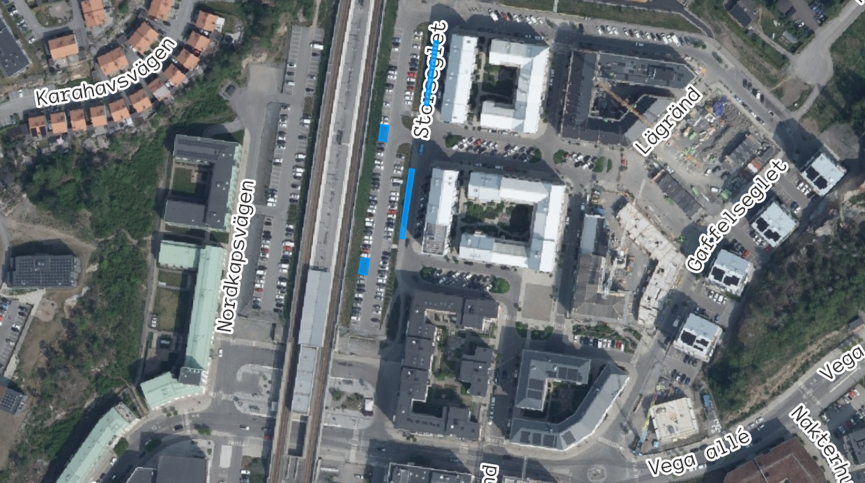 Karta som pekar ut var parkeringar ska skapas i Vega