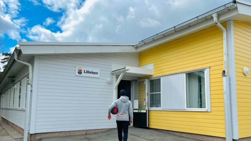 Entrén till Lilleken.