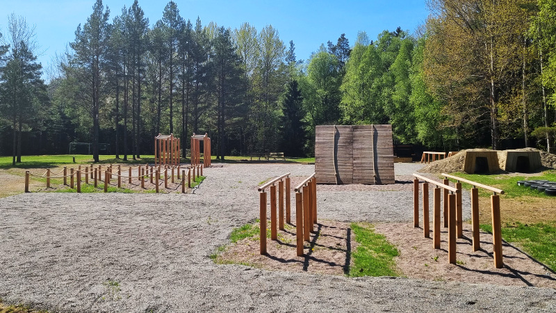 Hinderbanan vid Rudans friluftsområde en solig vårdag