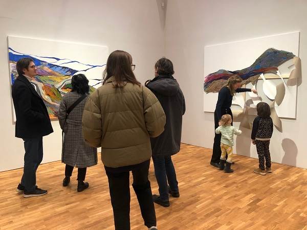 Här/Here på Haninge konsthall. Utställning på Haninge konsthall.